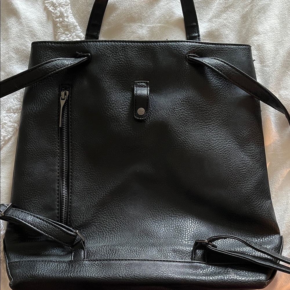 MAT & NAT Backpack/Purse - Picture 5 of 7